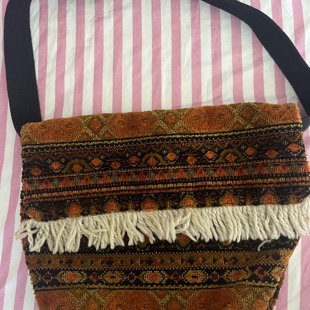 Tapestry Patterned Shoulder Bag